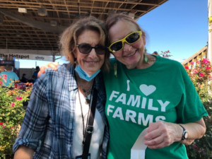 Sarah and Carolyn Mugar at Farm Aid